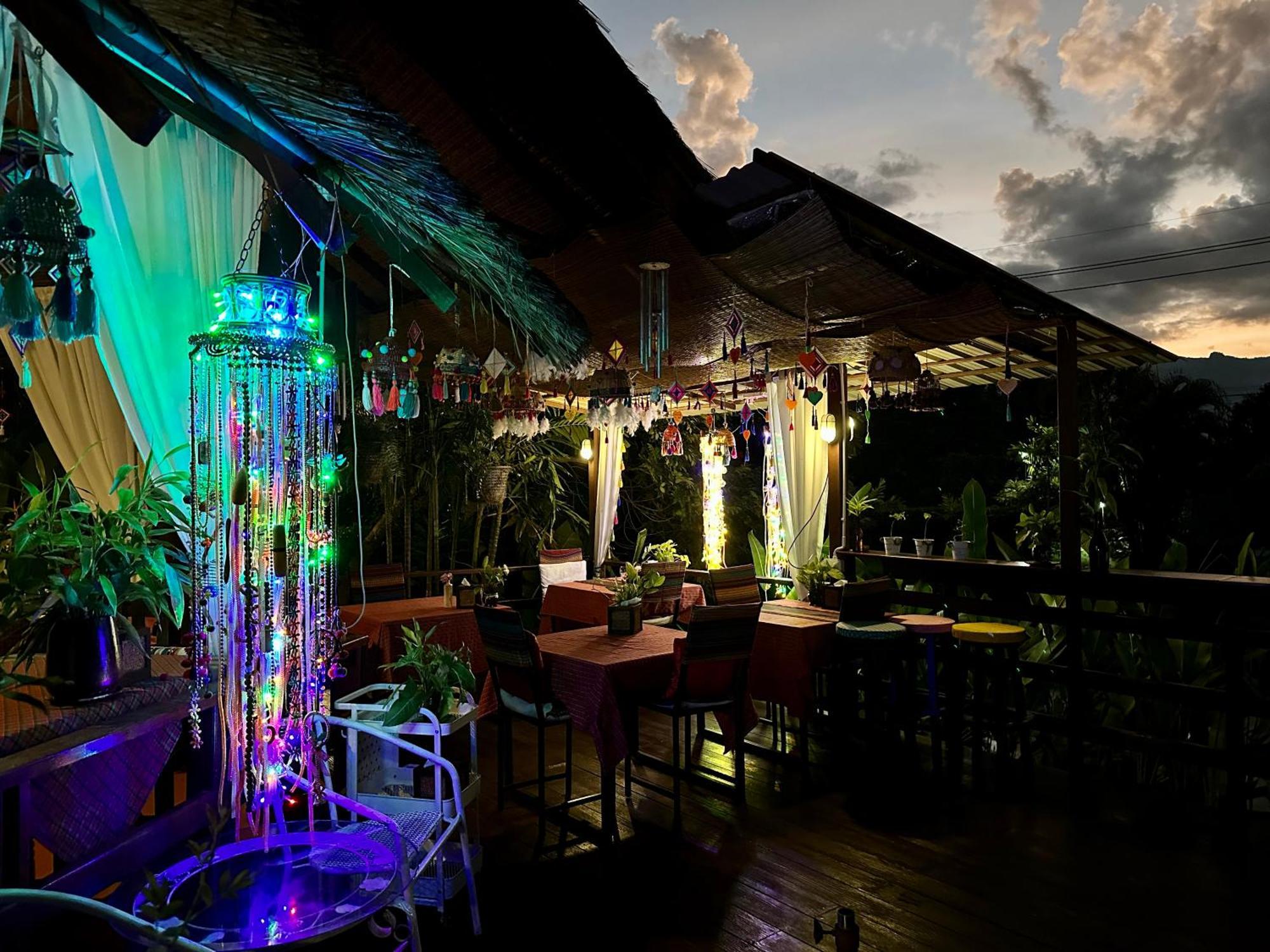 Pura Vida Pai Resort Buitenkant foto